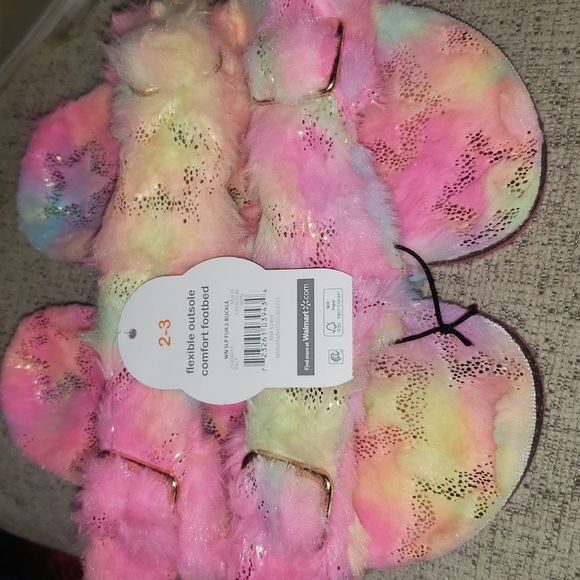 WONDER NATION Girl Faux Fur Rainbow Slip On Slipper sizes 13/1 and  2/3 NWT - Picture 7 of 7